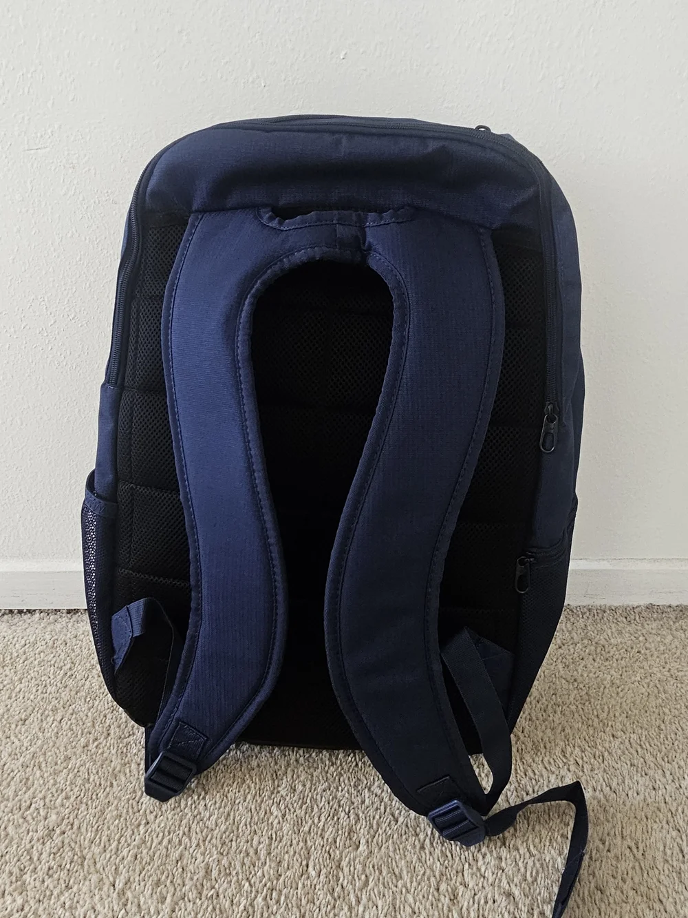 XL Nike Navy and Black Men's Athletic Backpack with White Swoosh